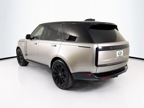 Used 2023 Land Rover Range Rover SE AWD/4WD image 7