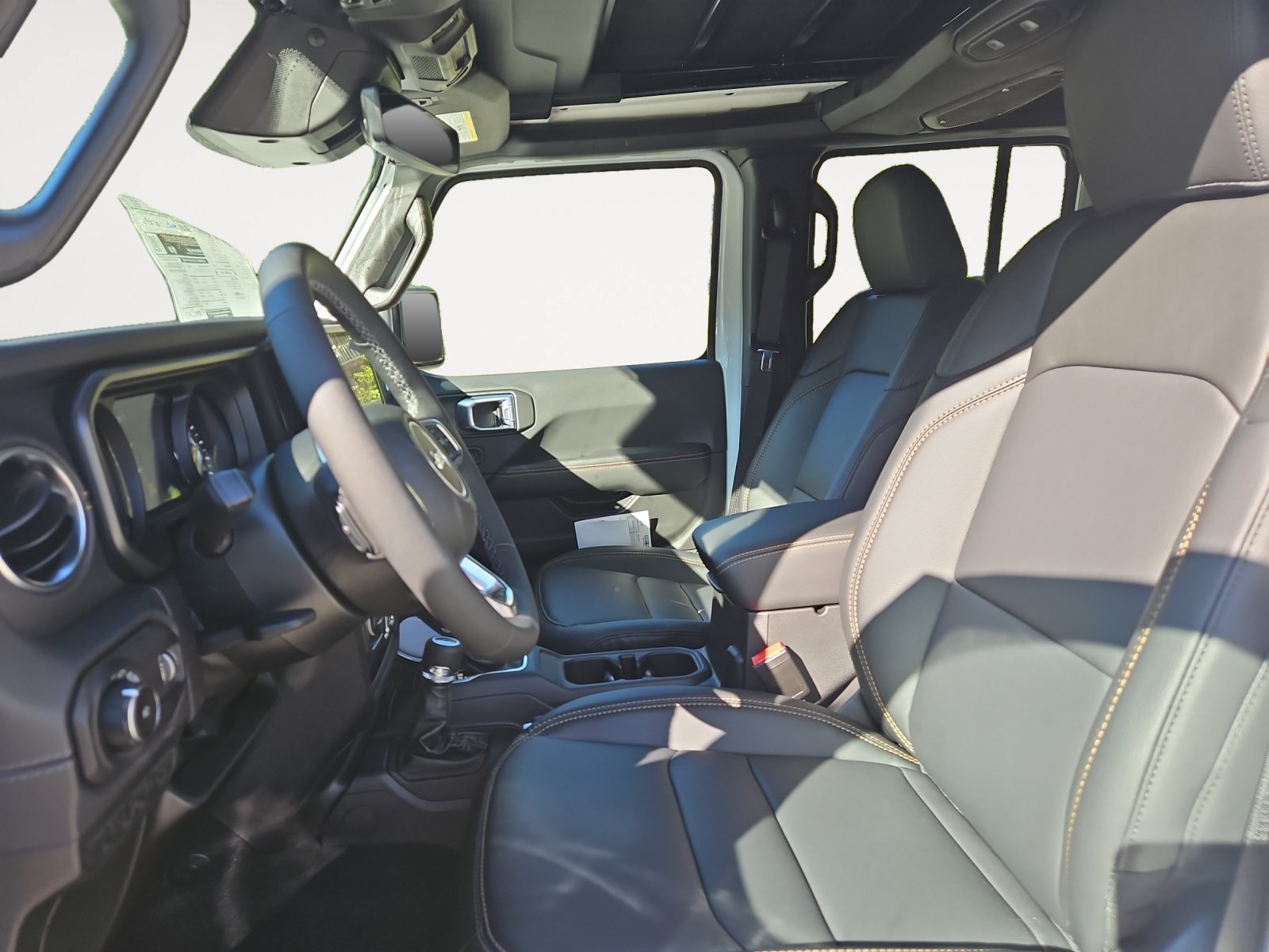 New 2027 Jeep Wrangler Unlimited Sahara AWD/4WD image 9