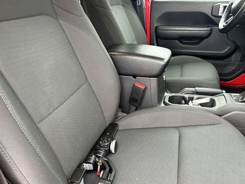 Used 2022 Jeep Gladiator Sport image 20