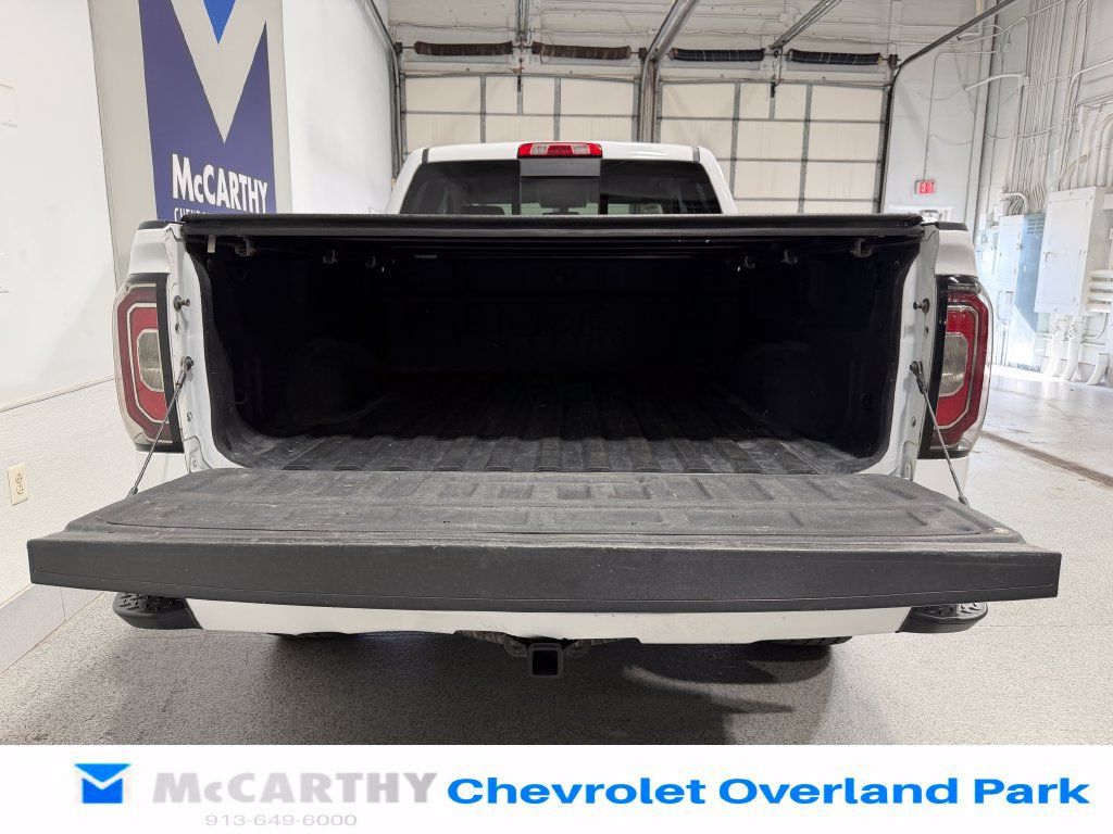 Used 2017 GMC Sierra 1500 SLT AWD/4WD image 8