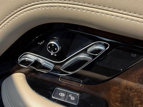 Used 2019 Land Rover Range Rover HSE image 27