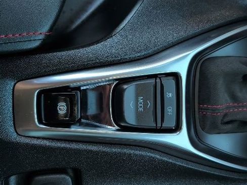 Used 2021 Chevrolet Camaro ZL1 image 27