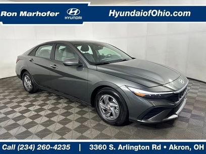 Certified 2025 Hyundai Elantra SE w/ Cargo Package