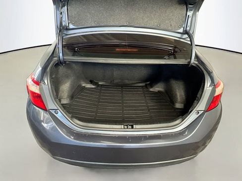 Used 2019 Toyota Corolla LE w/ Phone Cable & Charge Package image 28