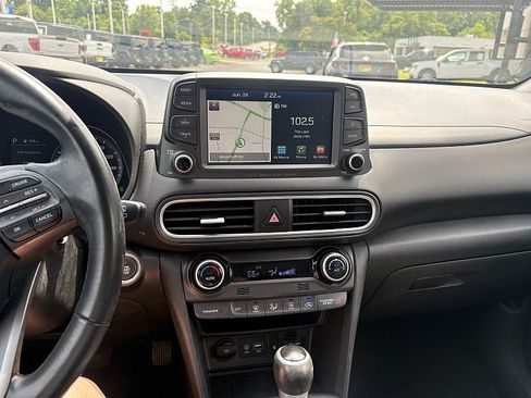 Used 2019 Hyundai Kona Ultimate AWD/4WD image 9