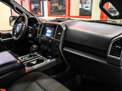 Used 2016 Ford F150 XLT w/ Equipment Group 302A Luxury image 12