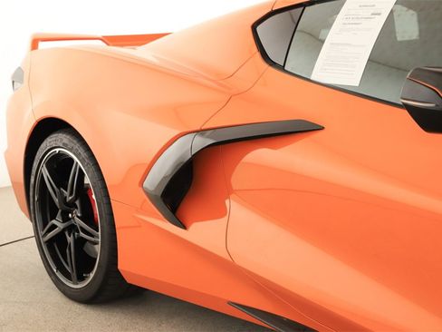 Used 2022 Chevrolet Corvette Stingray Coupe w/ Z51 Performance Package image 31