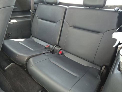 Used 2024 Mitsubishi Outlander SE AWD/4WD image 9