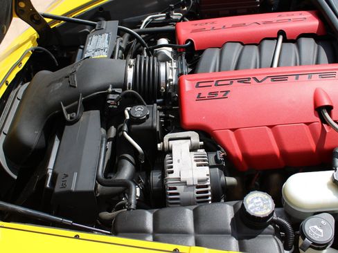 Used 2007 Chevrolet Corvette Z06 w/ Preferred Equipment Group RWD image 21