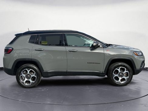 Used 2022 Jeep Compass Trailhawk w/ Sun and Sound Group image 6
