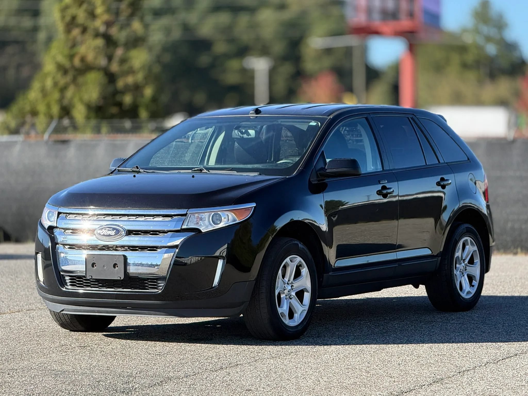 Used 2014 Ford Edge SEL w/ Equipment Group 205A AWD/4WD image 6