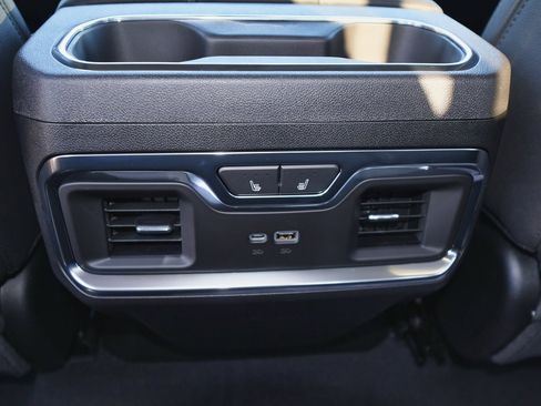 New 2026 GMC Sierra 2500 SLT w/ SLT Premium Package image 12