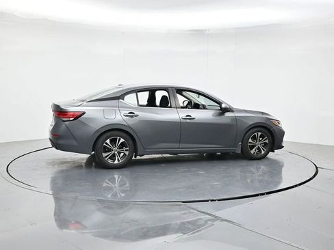Used 2020 Nissan Sentra SV FWD image 2