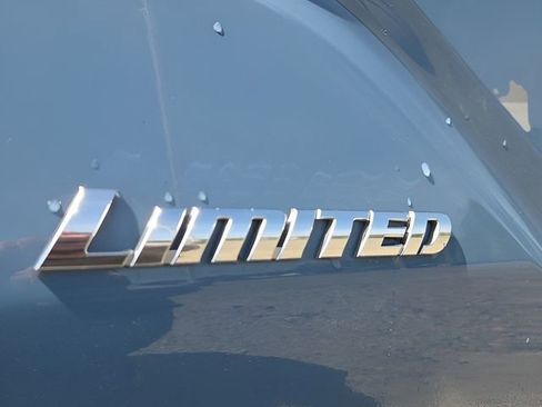 Used 2025 Toyota 4Runner Limited image 20