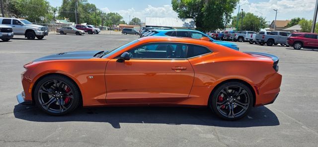 Used 2023 Chevrolet Camaro SS RWD image 5