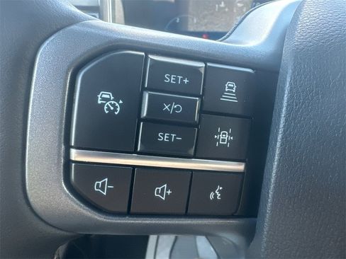 New 2025 Ford F350 Lariat w/ Lariat Ultimate Package image 24