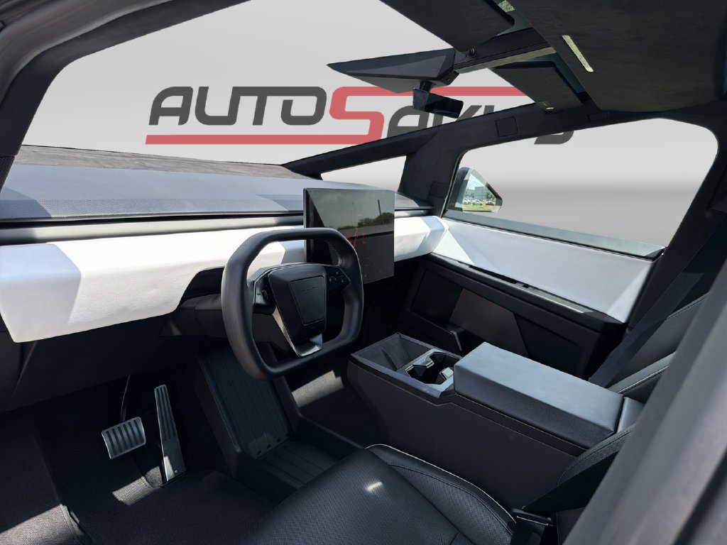 Used 2024 Tesla Cybertruck AWD Crew Cab image 10