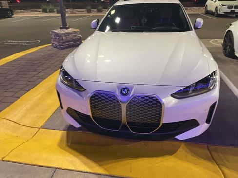 Certified 2025 BMW i4 eDrive40 w/ Premium Package image 2