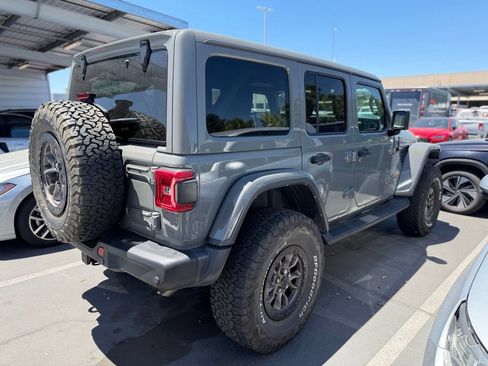 Used 2021 Jeep Wrangler Unlimited Rubicon w/ Trailer Tow Package AWD/4WD image 5
