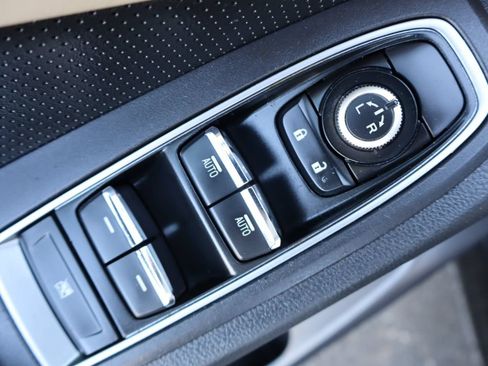 Used 2020 Subaru Ascent Limited AWD/4WD image 29