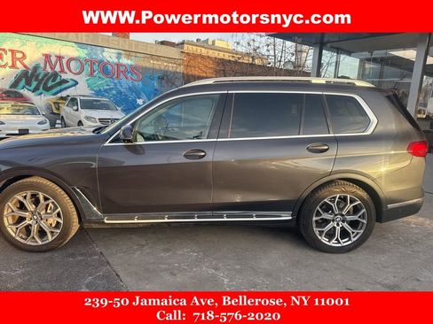 Used 2021 BMW X7 xDrive40i w/ Parking Assistance Package image 2