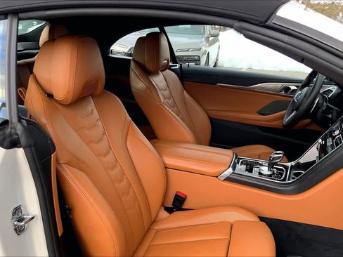 Used 2023 BMW M850i xDrive Convertible image 9