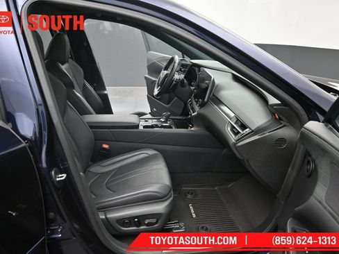 Used 2023 Lexus RX 350 F Sport w/ Accessory Package AWD/4WD image 35