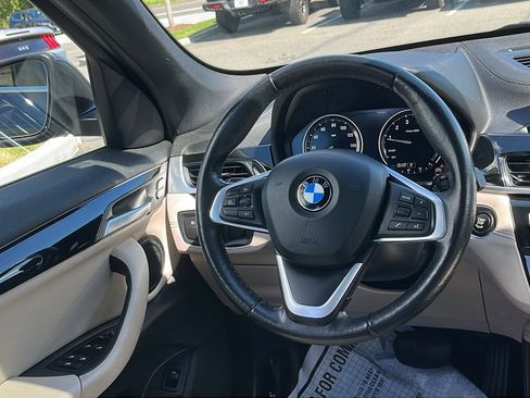 Used 2020 BMW X1 xDrive28i w/ Convenience Package AWD/4WD image 22