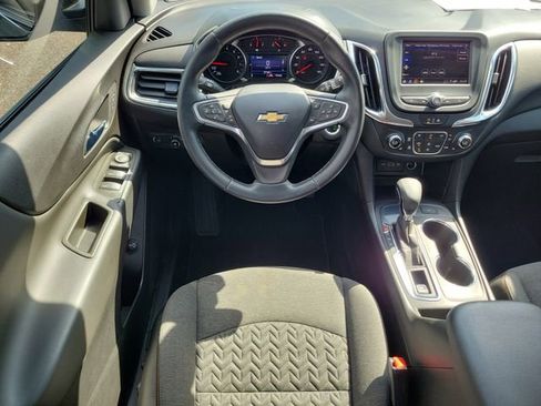 Certified 2023 Chevrolet Equinox LT w/ Driver Convenience Package image 16
