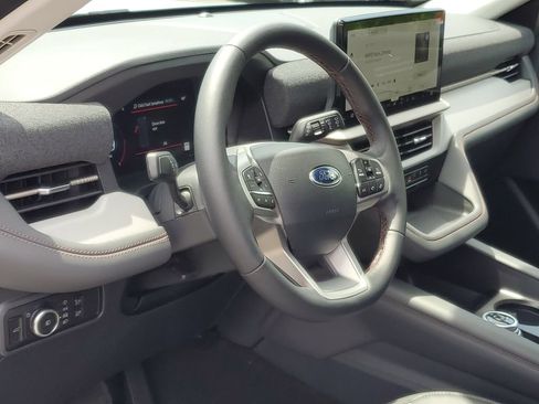 New 2026 Ford Explorer Active w/ Active Comfort Package AWD/4WD image 11