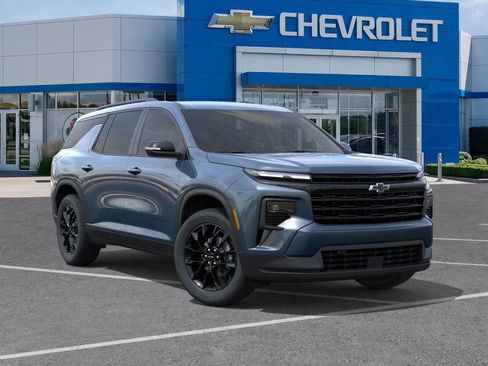 New 2026 Chevrolet Traverse LT w/ Midnight/Sport Edition image 7