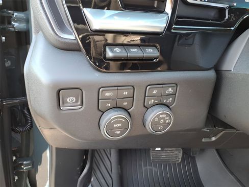 Used 2026 Chevrolet Silverado 2500 LTZ w/ Trail Boss Package AWD/4WD image 17