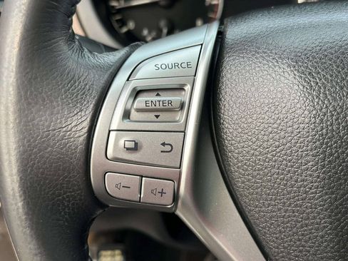 Used 2016 Nissan Altima 2.5 SV FWD image 20