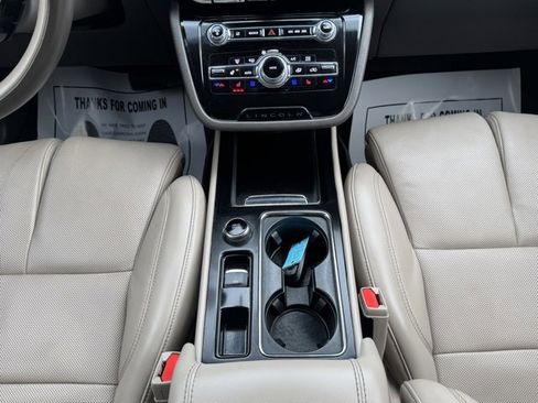 Used 2022 Lincoln Corsair Grand Touring w/ Elements Technology Bundle image 21