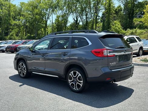 Used 2024 Subaru Ascent Limited AWD/4WD image 8