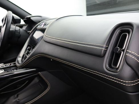 Used 2021 Aston Martin DBX AWD/4WD image 36