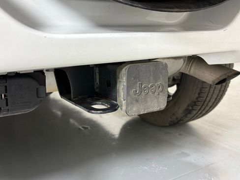 Used 2023 Jeep Wrangler Unlimited Sahara image 38