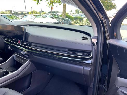 Used 2026 Kia Carnival SX Prestige FWD image 18