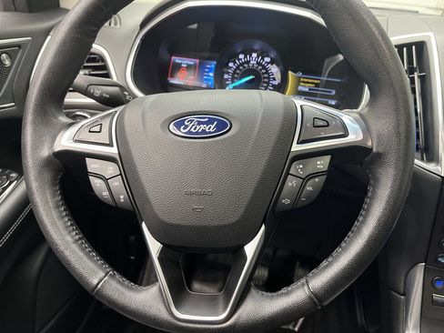 Certified 2019 Ford Edge Titanium w/ Equipment Group 301A FWD image 16
