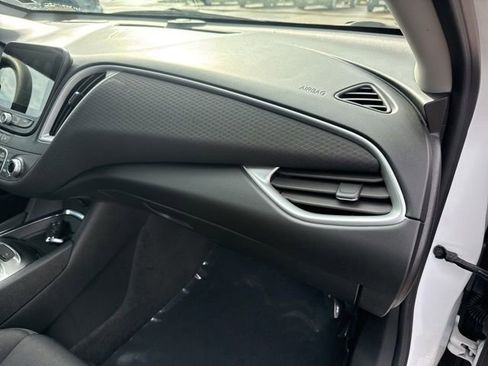 Used 2024 Chevrolet Malibu LT image 50
