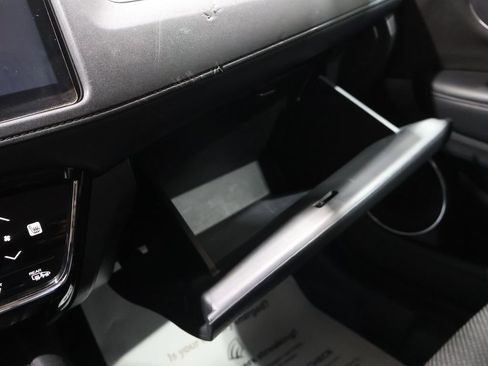 Used 2018 Honda HR-V EX image 28