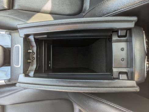 Used 2021 Mercedes-Benz GLA 250 4MATIC image 28