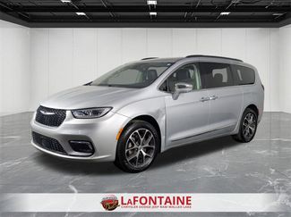 Certified 2022 Chrysler Pacifica Limited video 1