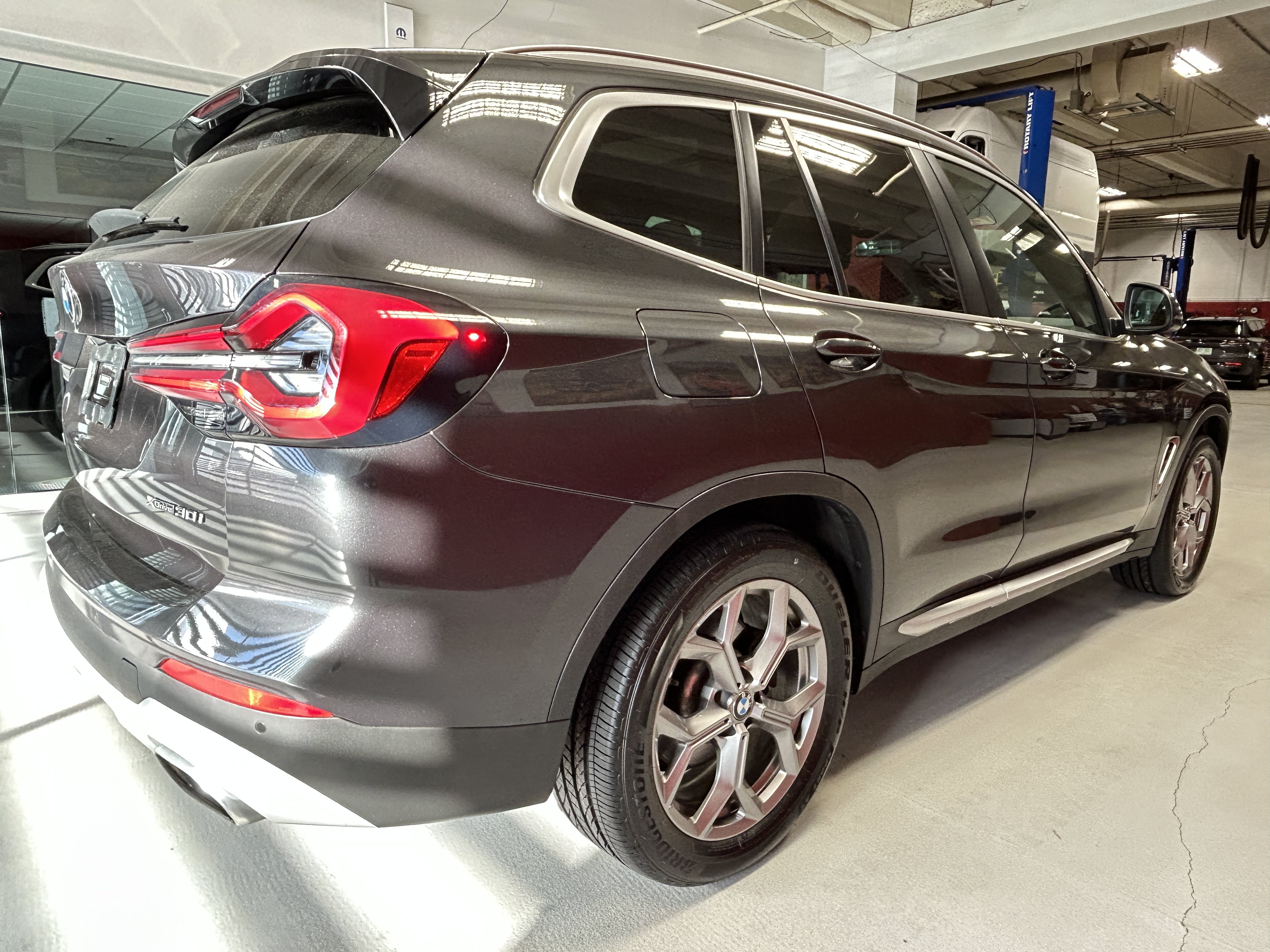 Used 2023 BMW X3 xDrive30i AWD/4WD image 8