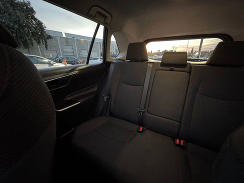 Used 2025 Toyota RAV4 LE image 38
