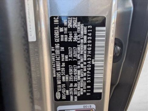 Used 2017 Kia Sorento LX AWD/4WD image 22