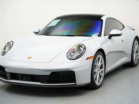 Used 2025 Porsche 911 Carrera image 42