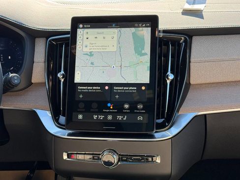 New 2026 Volvo XC90 B6 Plus w/ Protection Package image 8