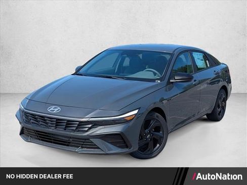 Used 2026 Hyundai Elantra Sport FWD image 1