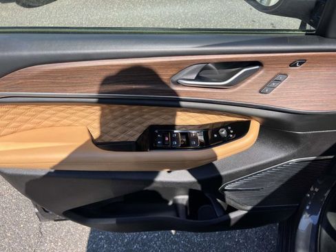 Certified 2022 Jeep Grand Cherokee Summit AWD/4WD image 15